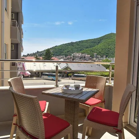 Azure Lägenhet Budva