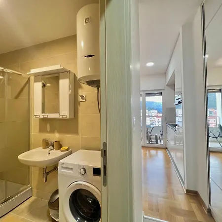 Azure Apartamento *